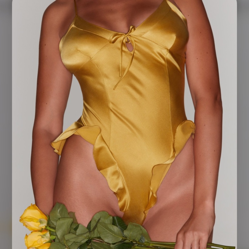 NWOT Skims Marigold Yellow Silk Ruffle Teddy